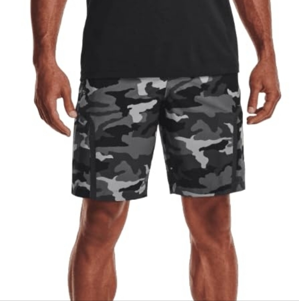 Under Armour UA Elite Cargo Shorts, Camo Army Large Men's